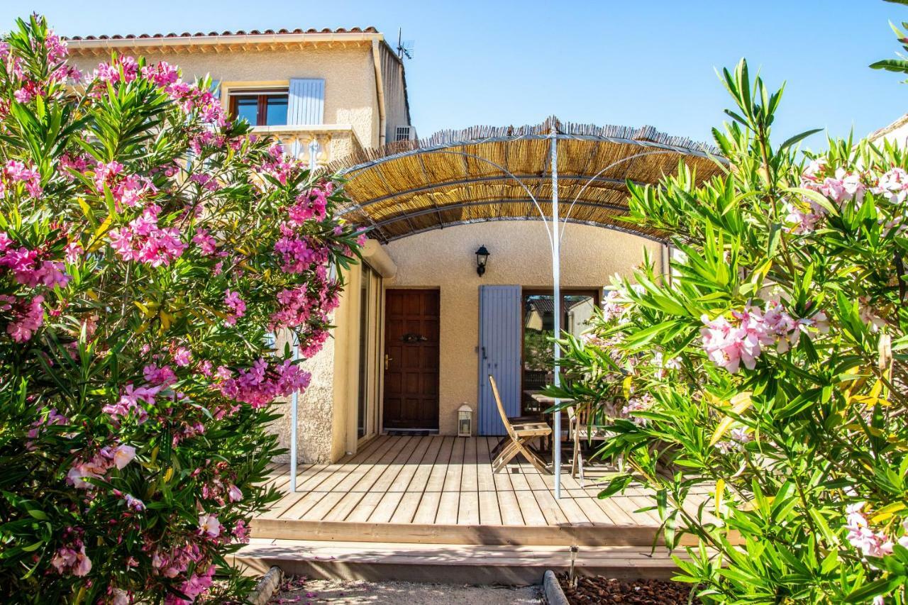 Villa In Provence With Private Pool LʼIsle-sur-la-Sorgue Buitenkant foto